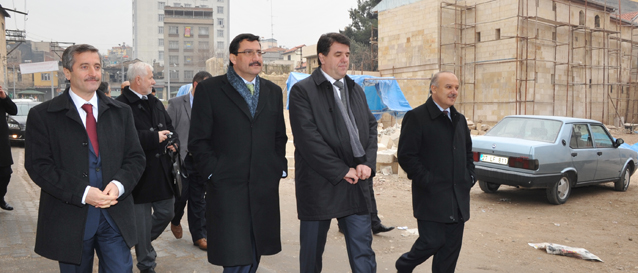 Belediye Bakanlar ahinbey Belediyesinin Hizmetlerini Gezdi
