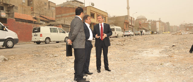 AK Parti MKYK �yesi Prof. Dr. Mazhar Ba�l�, �ahinbey�i Gezdi