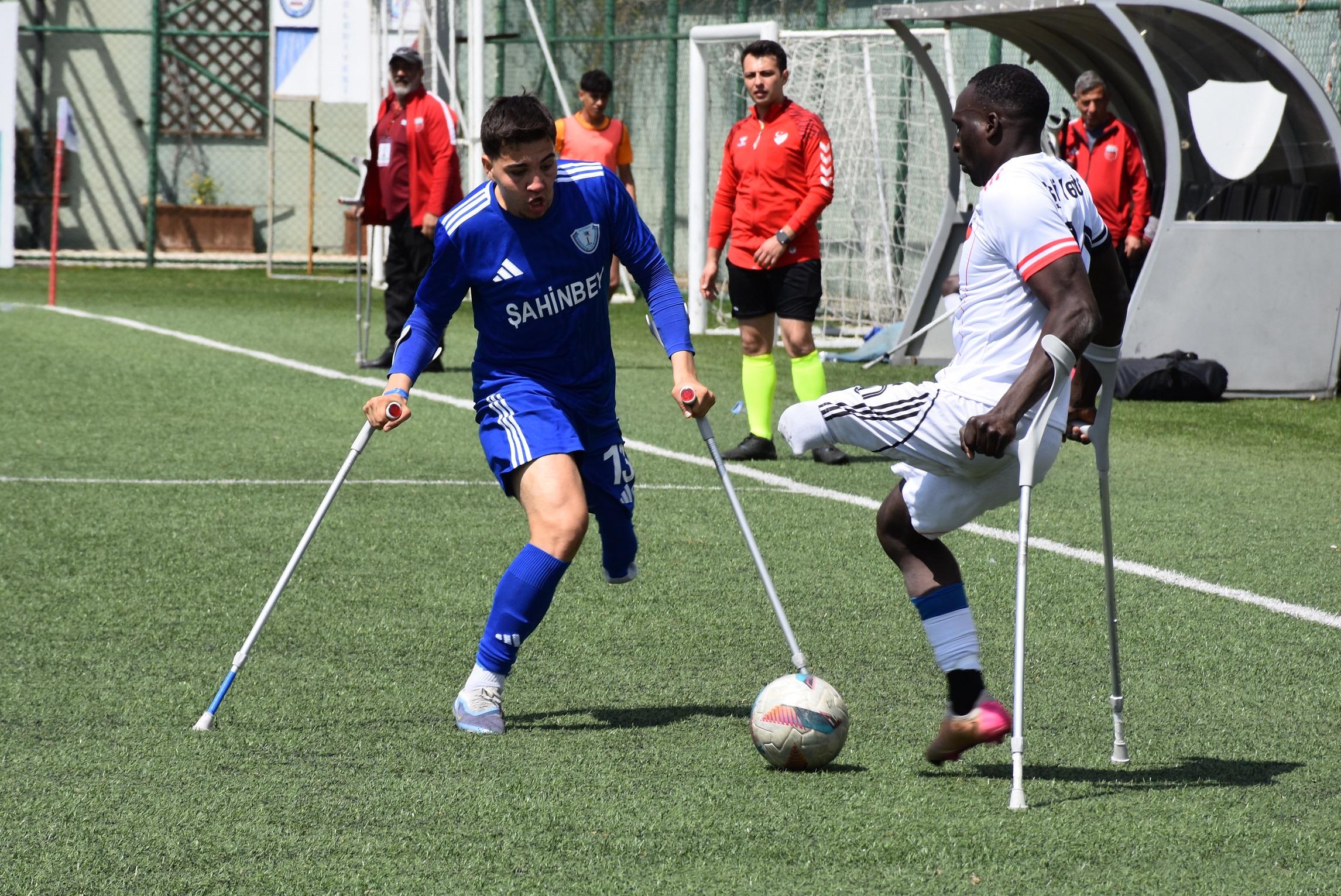 �ampiyonluk Yolunda Bir Engel Daha A��ld� 5-0