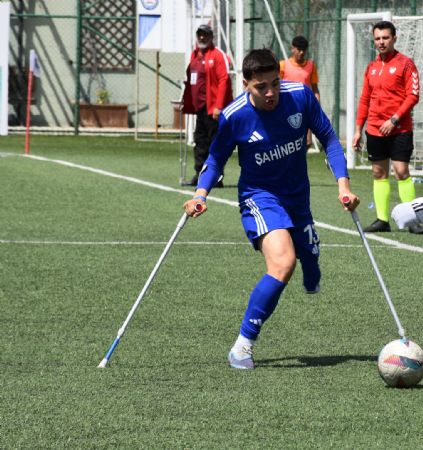 �ampiyonluk Yolunda Bir Engel Daha A��ld� 5-0