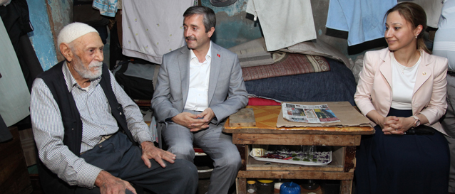 Milletvekili Bakbak ve Bakan Tahmazolu Aile Ziyaretlerinde