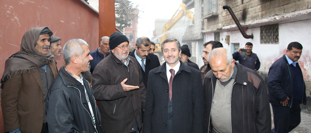 Ba�kan Tahmazo�lu, "Park ve Sosyal Tesis Yapmak ��in Y�k�mlar Yap�yoruz"