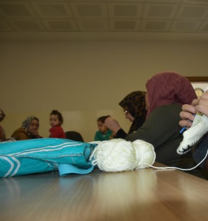 reten Eller Hasan Celal Gzel Genlik Merkezinde Buluuyor