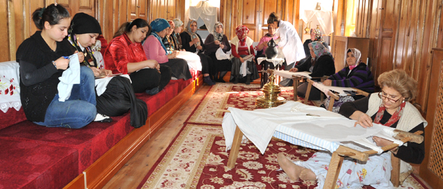 Bostanc Mektebi Yeniden Eitim Yuvas Oldu