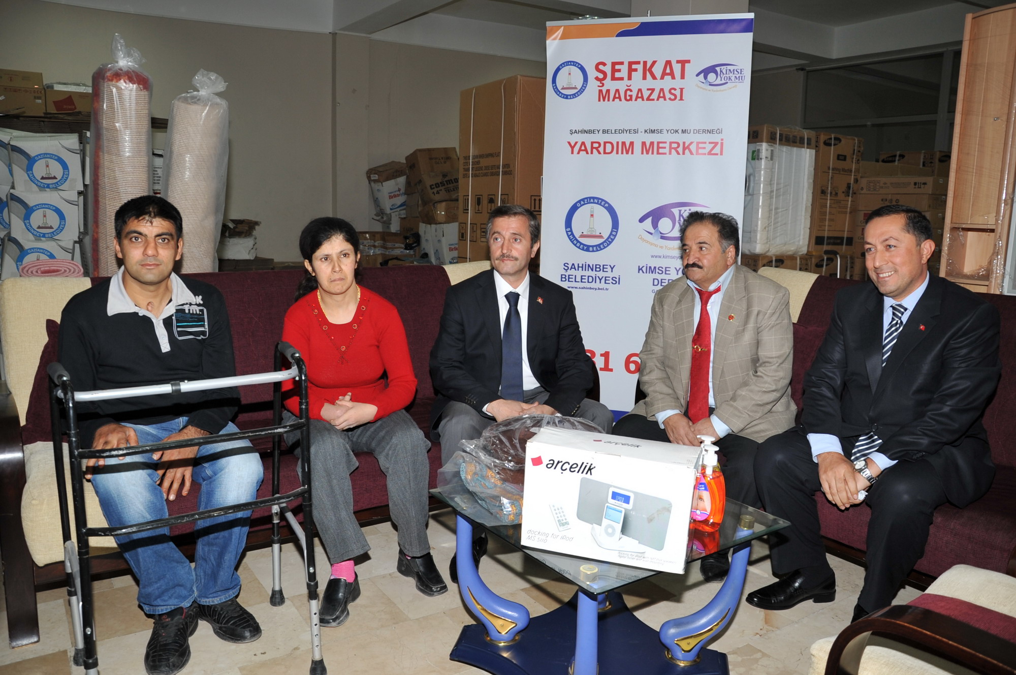 Bakan Tahmazolundan Engelli ifte eyiz Destei