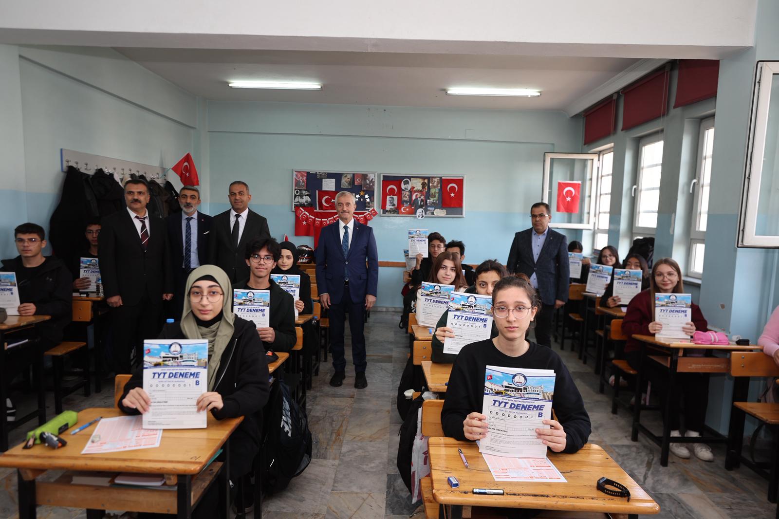 Belediyemizden Snava Hazrlanan rencilere nemli Destek