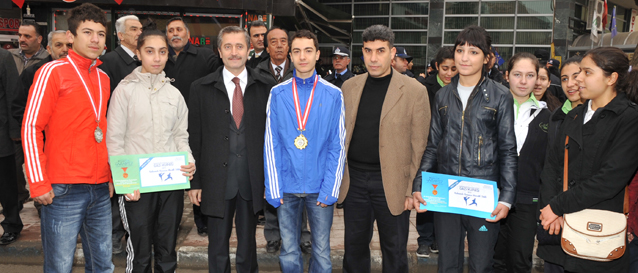 �ahinbey Belediyesi, Tekvandocular� Madalyalar�n� Ald�