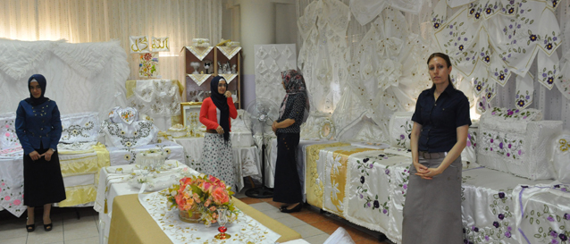 ahinbey Belediyesi Kursiyerlerinden Ylsonu Sergisi