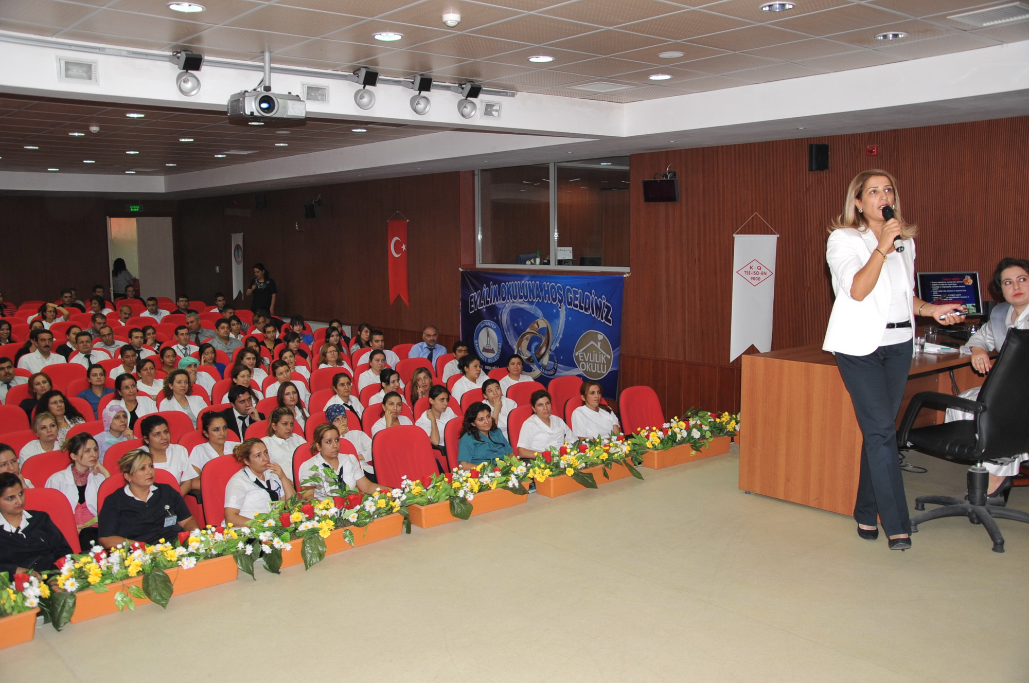 Evlilik Okulundan Hastane Personeline Seminer