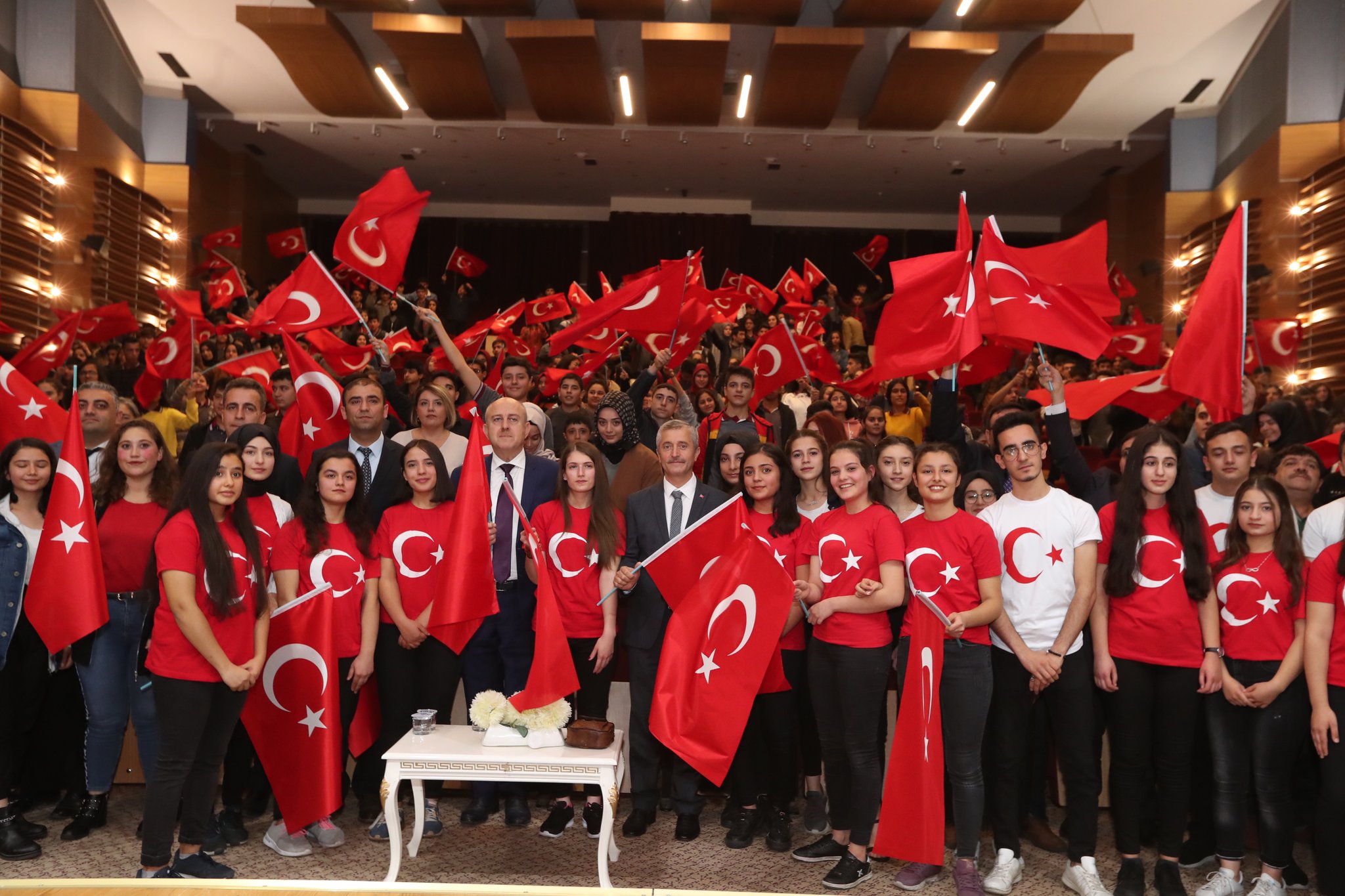 renciler 29 Ekimi ahinbeyde Kutlad