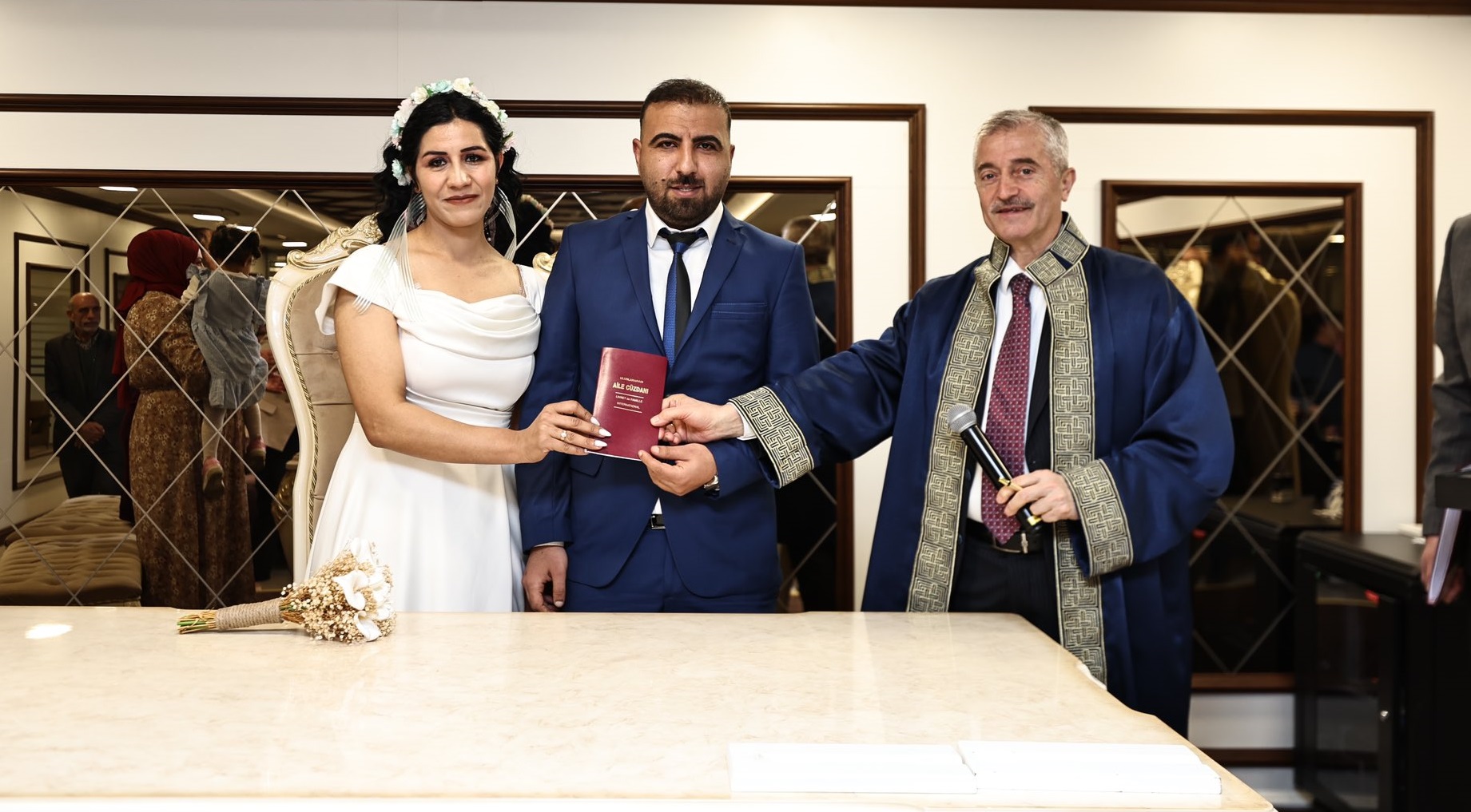 Bakanmzdan Yeni Evlenecek iftlere Srpriz