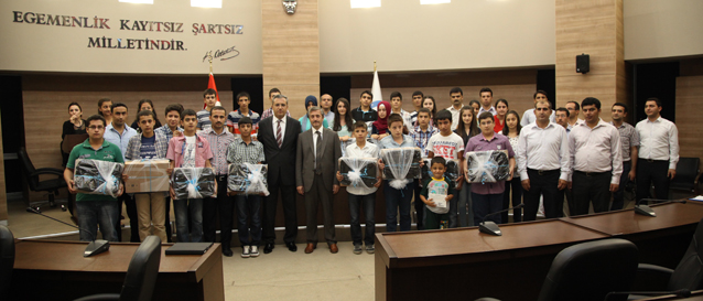 ahinbey Belediyesinin Eitimde Baar Gururu