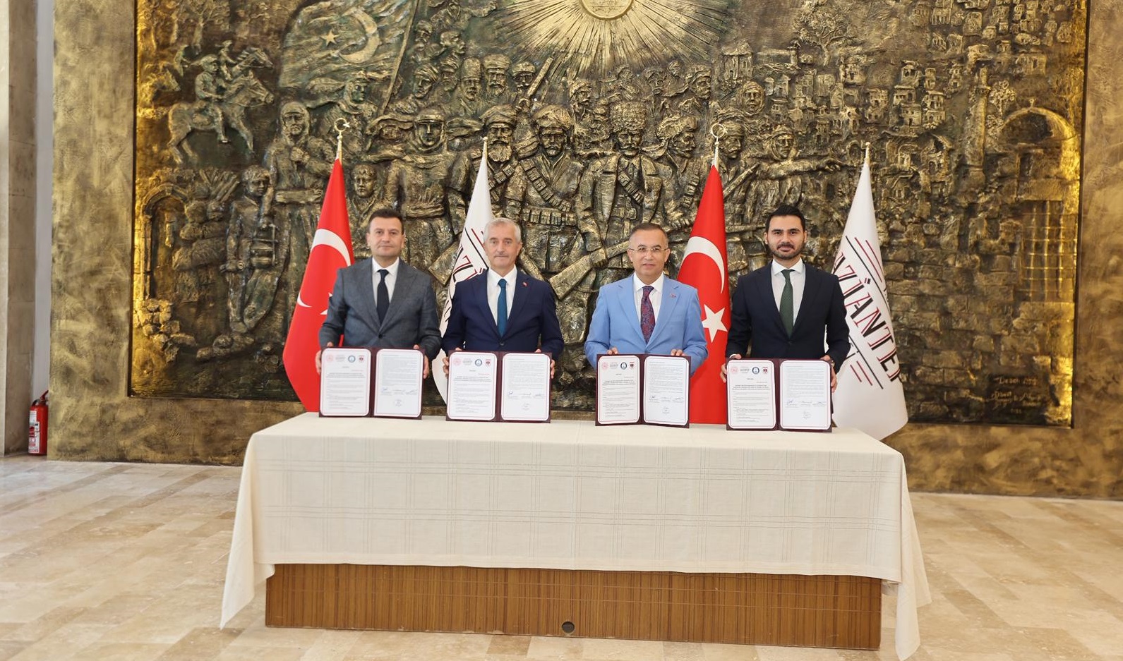 Belediyemizden Kk Ya Gruplar in Futbol Protokol