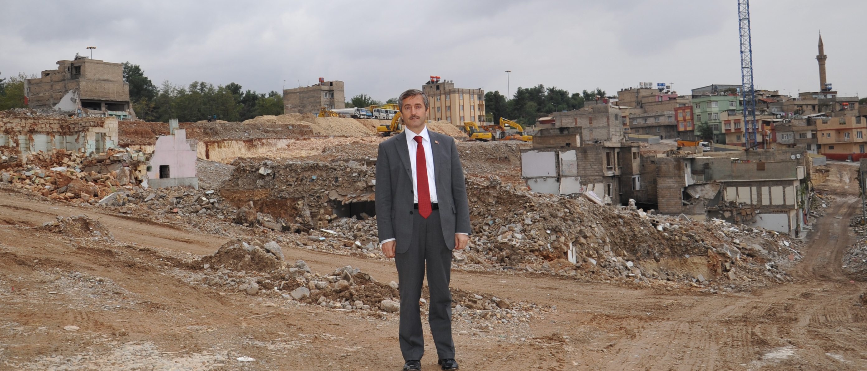 Bakan Tahmazolu, "Nuripazarbanda 379 Konutun naas Balad"