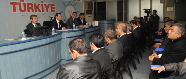 Ba�kan Tahmazo�lu, Mahalle Temsilcileri �le Bir Araya Geldi