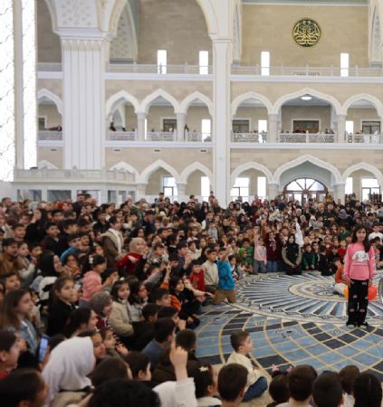�ahinbey Millet Camii�nde �ocuk Sesleri