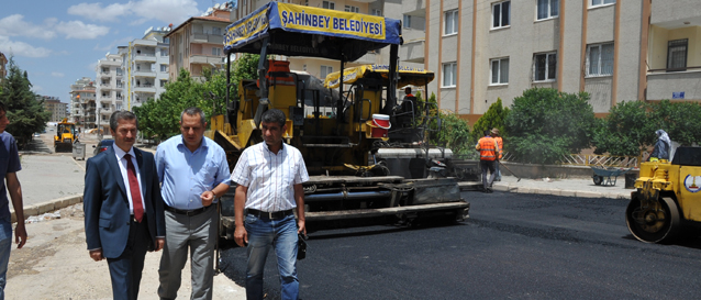 Bakan Tahmazolu, "ahinbeyde Asfaltt Bozuk Yol Kalmayacak"