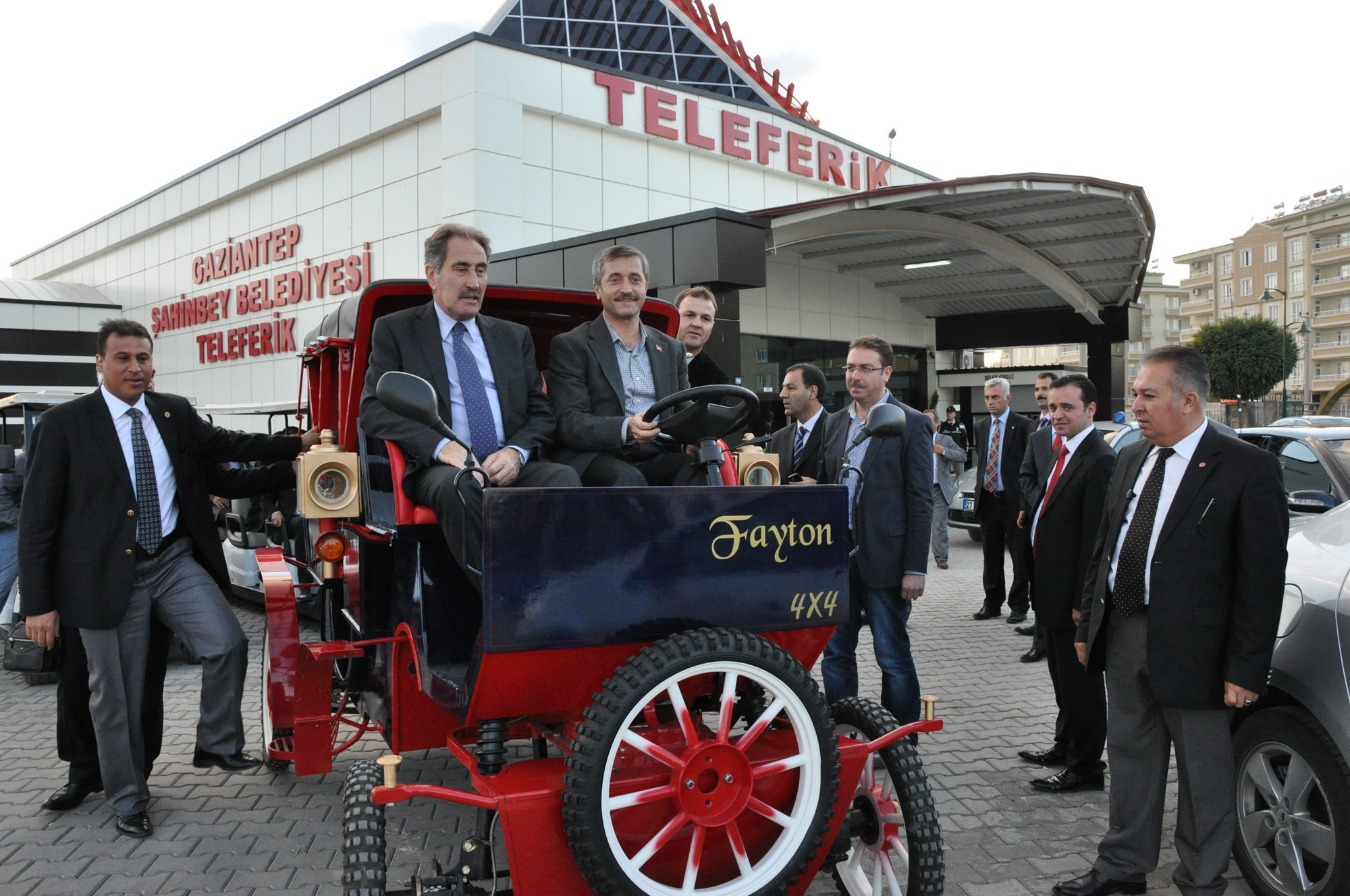 Bakan Gnaydan Bakan Tahmazoluna Tam Not