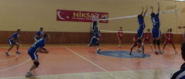 �ahinbey Belediye Voleybol Deplasman da Galip