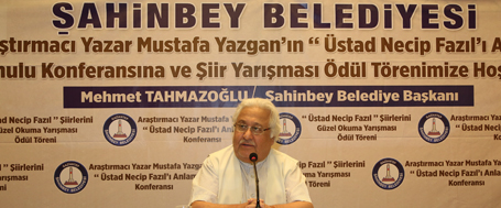 Necip Faz�l�� Anlamak