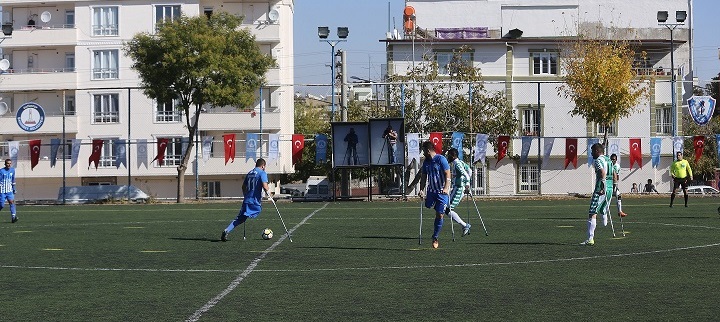 Ampute, Deplasmandan 3 Puanla D�nd�