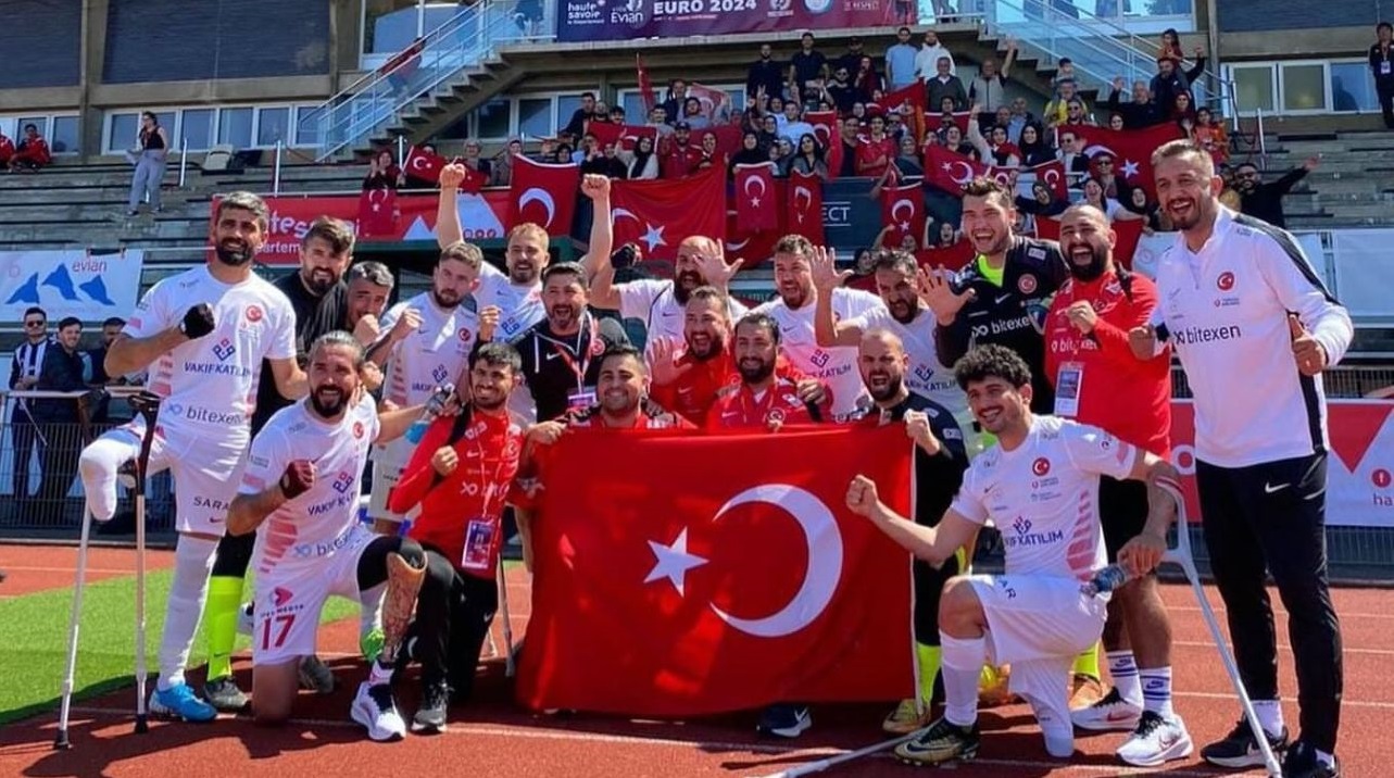 Belediyemiz Ampute Oyuncular Milli Takm Formasyla Avrupaya Damga Vurdu