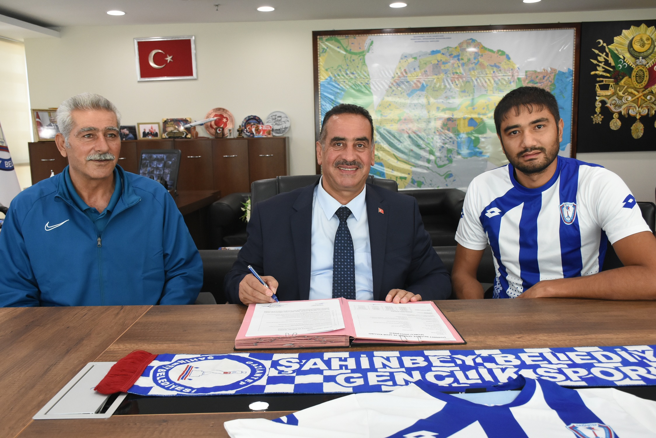 Ampute Takmmzda  Transfer Ata
