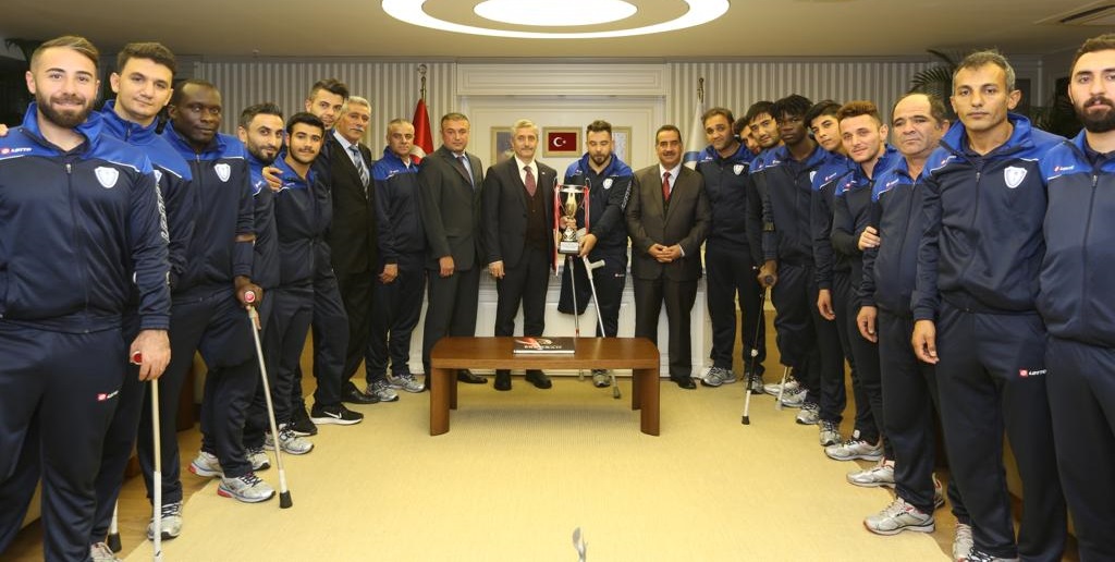 Bakanmz Tm Spor Severleri Ampute Mana Davet Etti