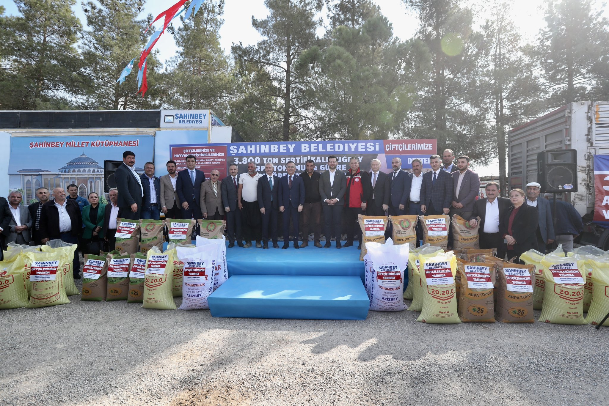 Belediyemizden iftilere 10.000 Kamyonluk Destek