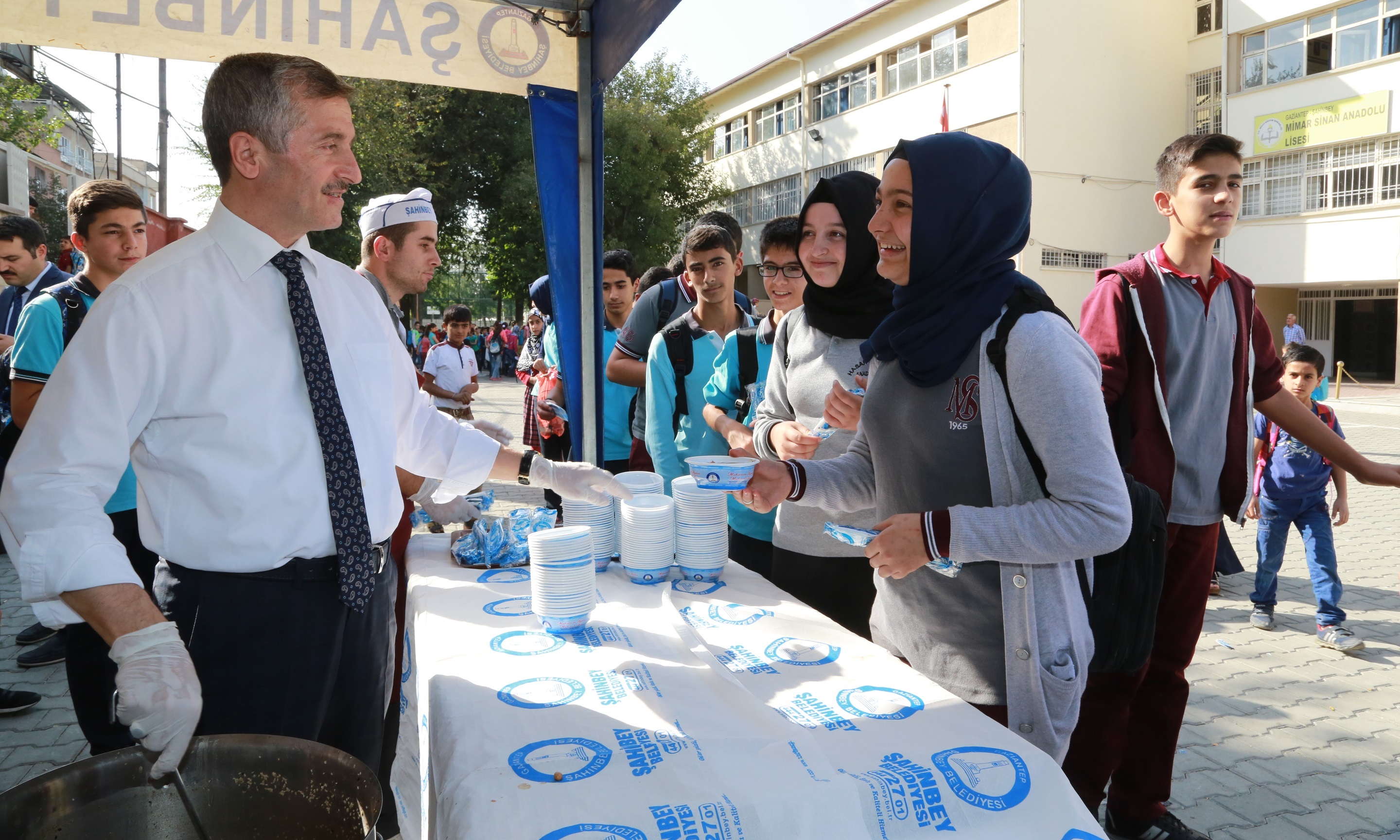 A�ureler �ahinbey�den