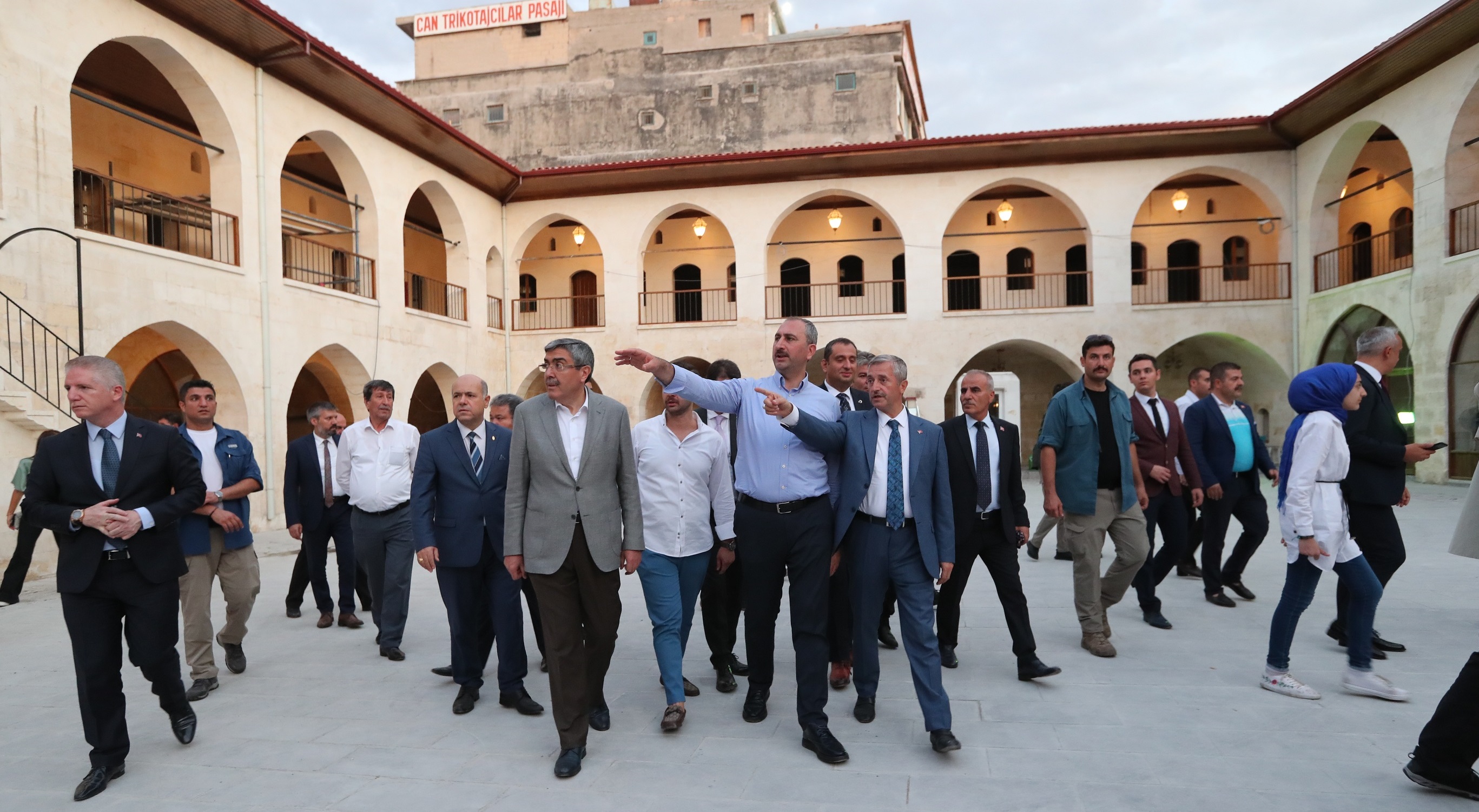 Bakan Gl Ve Vali Glden Mecidiye Hana Tam Not