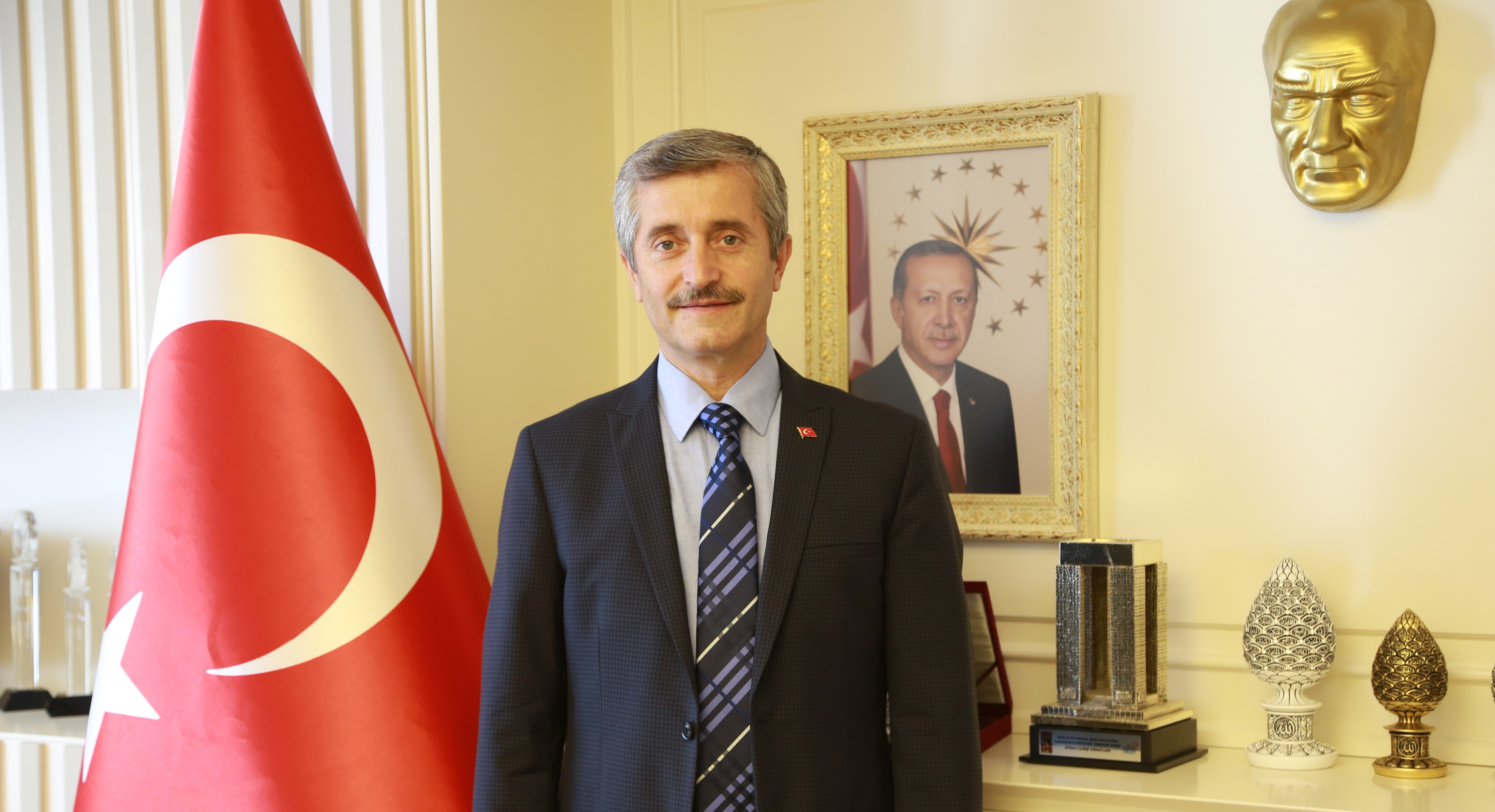 Ba�kan Tahmazo�lu, Vak�flar Haftas�n� Kutlad�