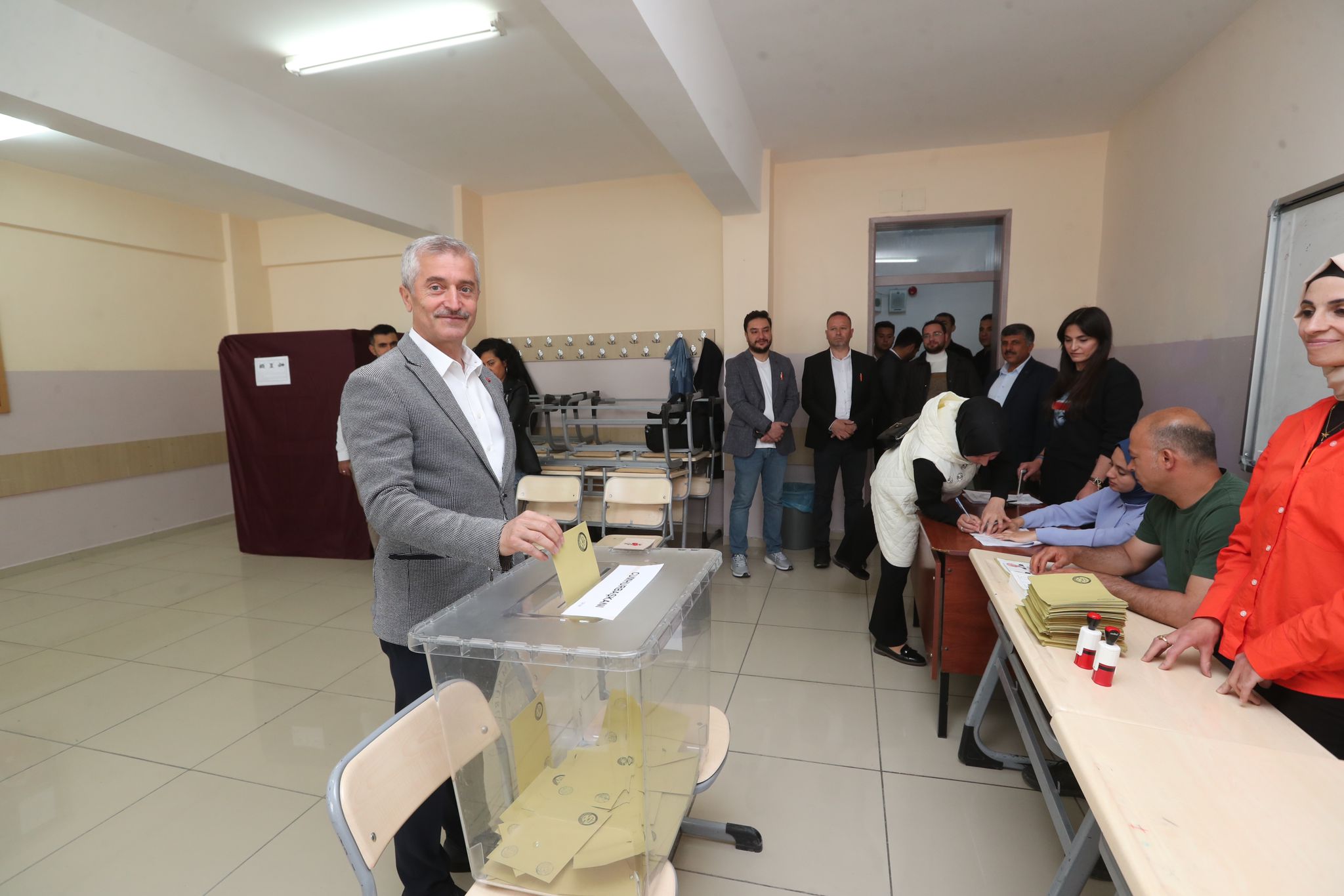 Bakanmz Cumhurbakanl 2. Tur Seimi in Oyunu Kulland
