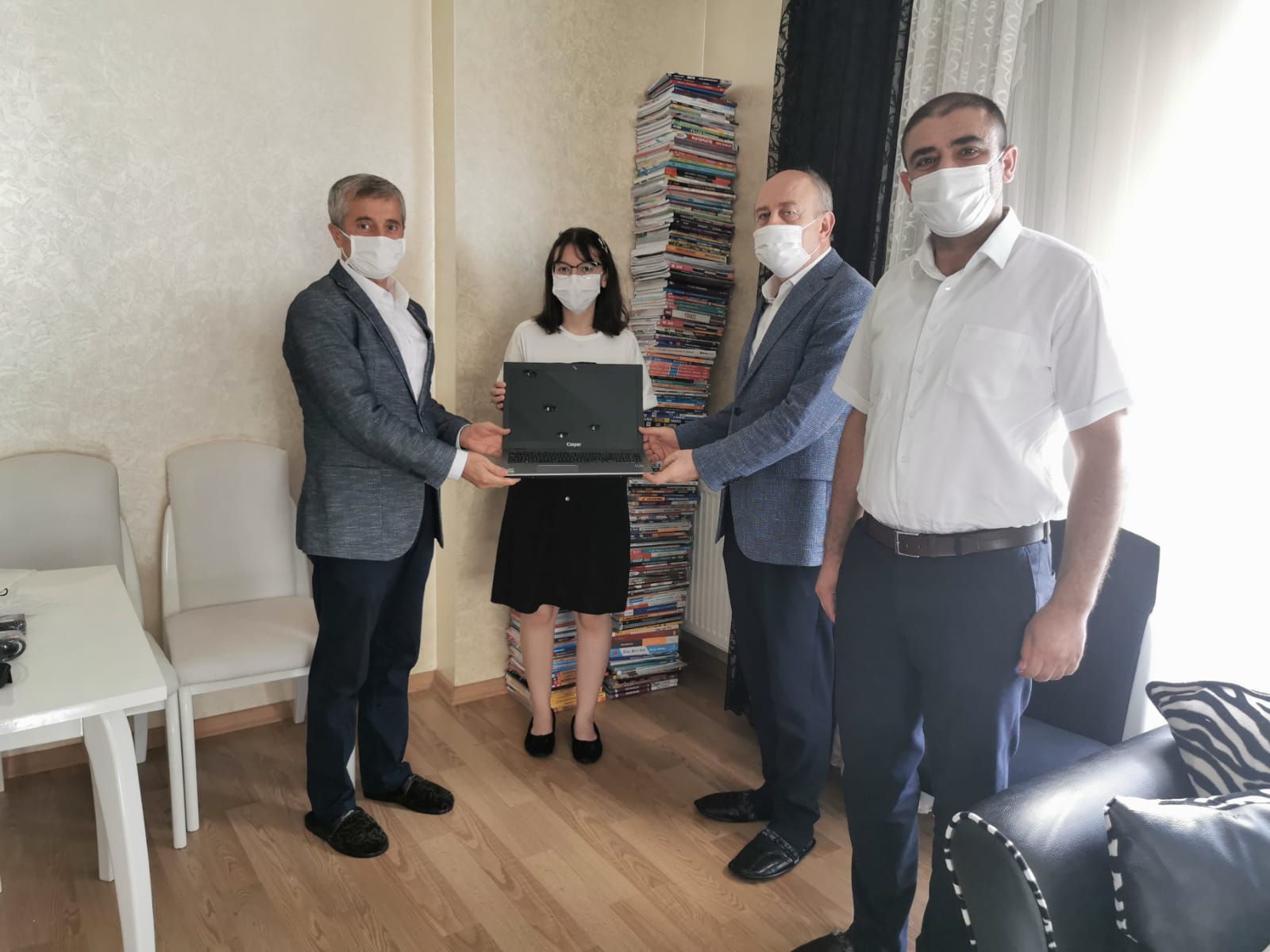 Bakanmz Lgs Birincisini Tebrik Etti
