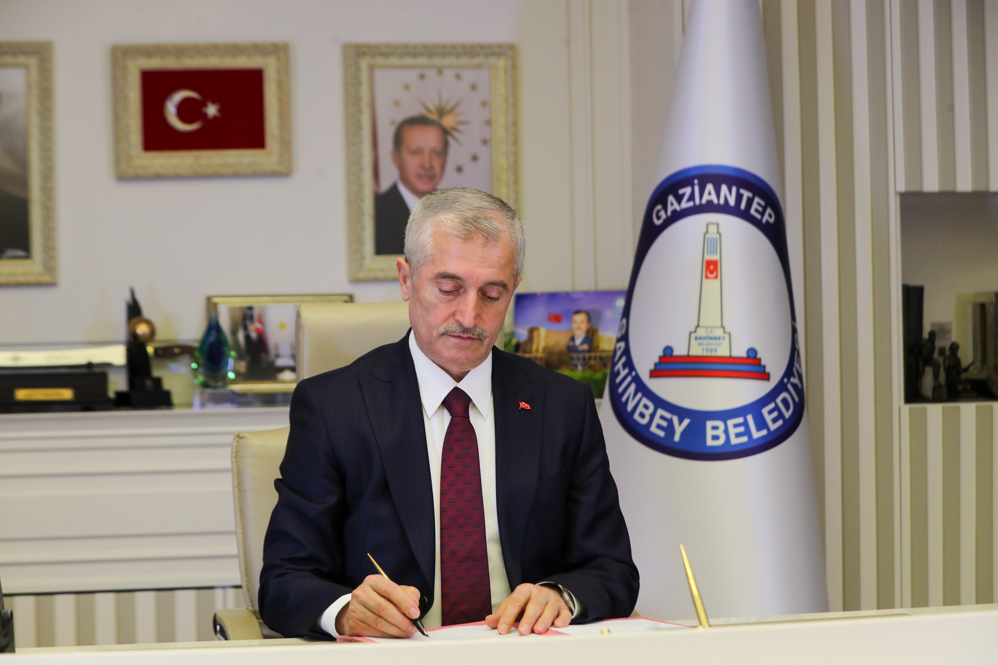 Bakanmz 14 Mart Tp Bayramn Kutlad