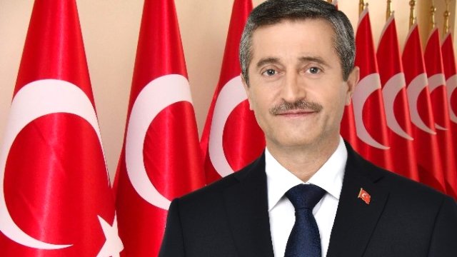 Ba�kan Tahmazo�lu Babalar G�n�n� Kutlad�