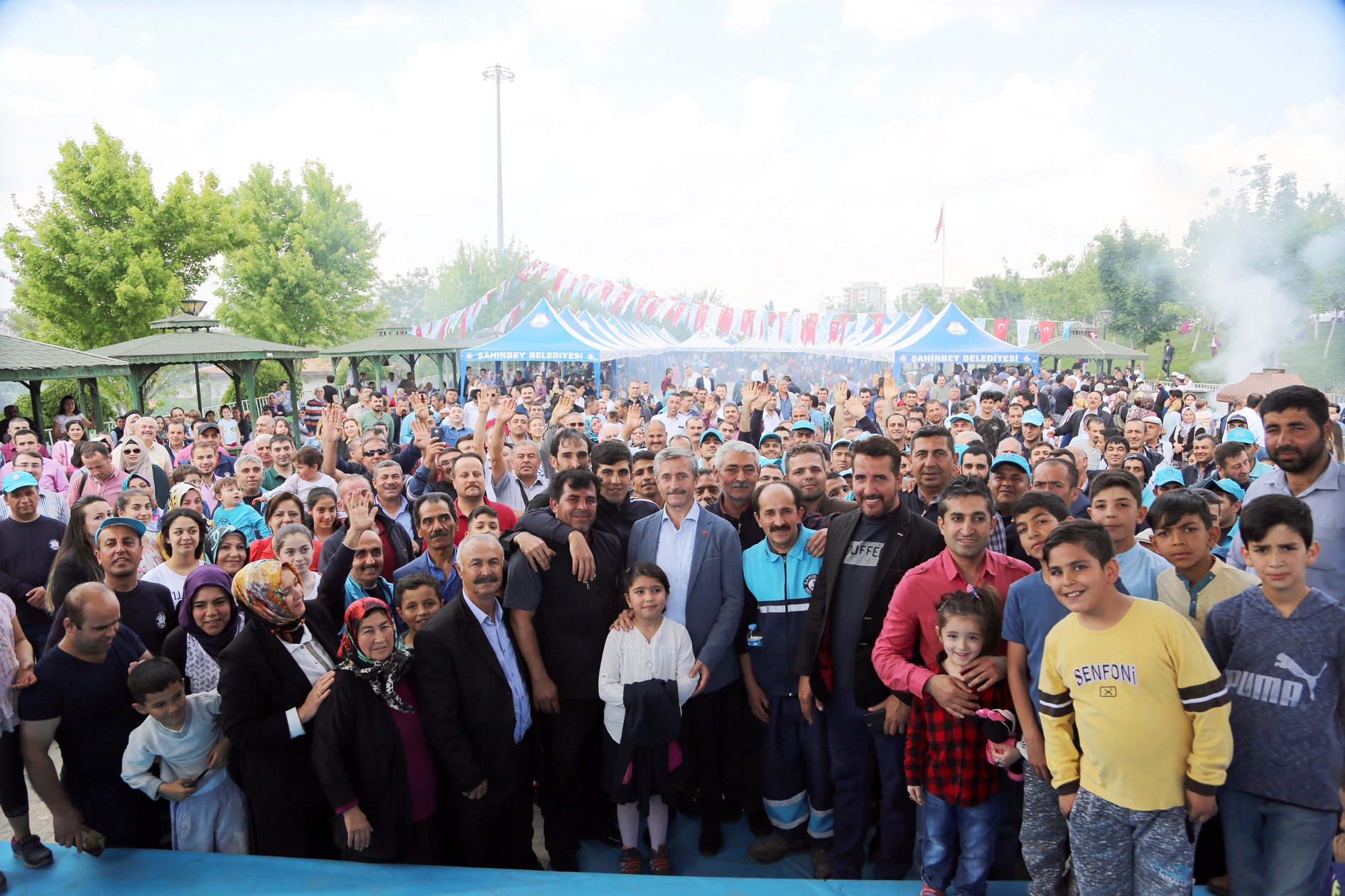 Bakanmz 1 Mays Emek ve Dayanma Gnn Kutlad