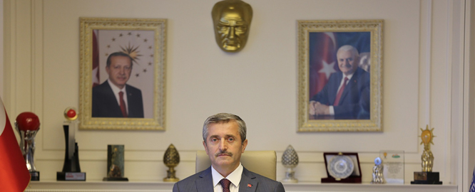 Ba�kan Tahmazo�lu, Ter�r� Lanetledi