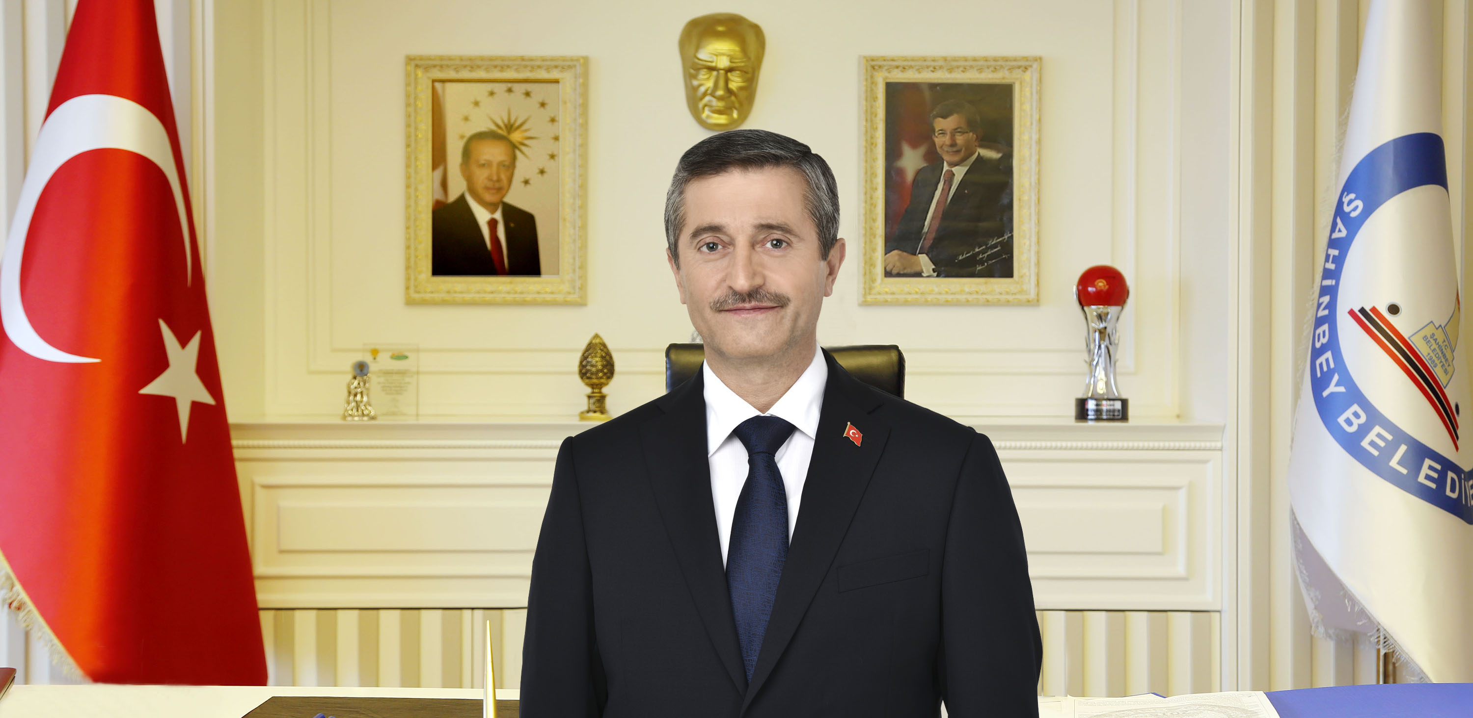 Bakan Mehmet Tahmazolu: "Bayram, Bar Ve Kardeliin Addr"