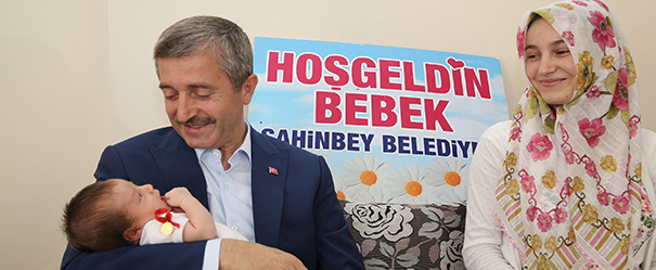 Bakan Tahmazolu, 50.000. Bebei Ziyaret Etti