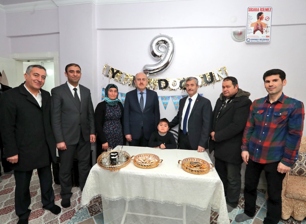 Minik Bilale Karne Ve Doum Gn Srprizi