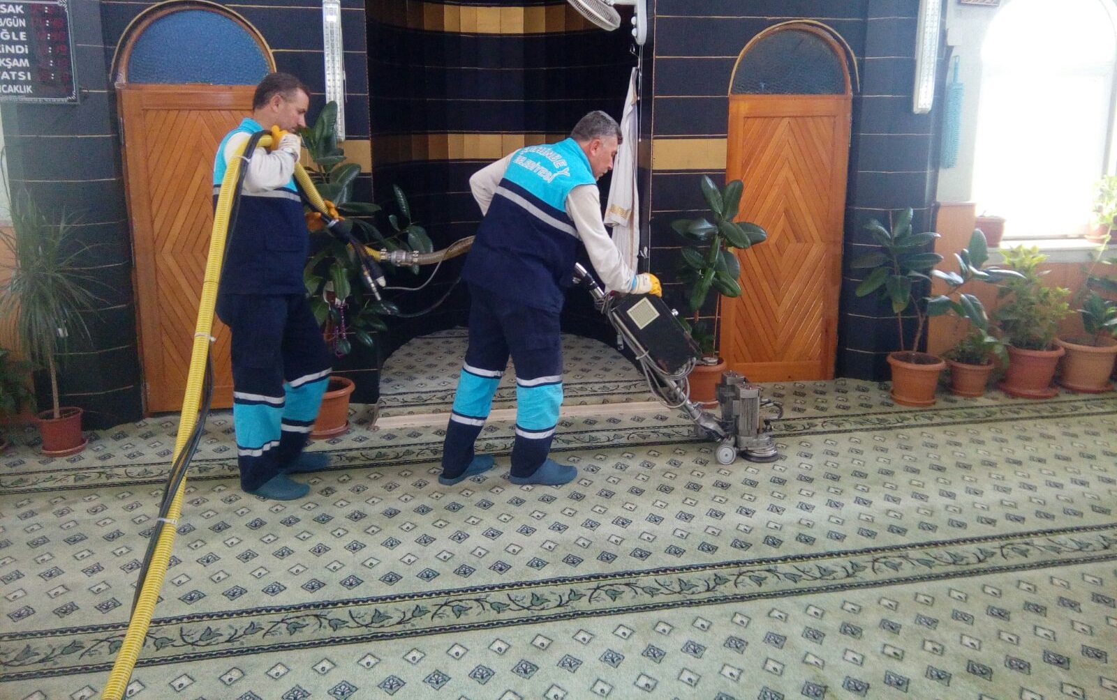 Camiler Bayrama Haz�rlan�yor