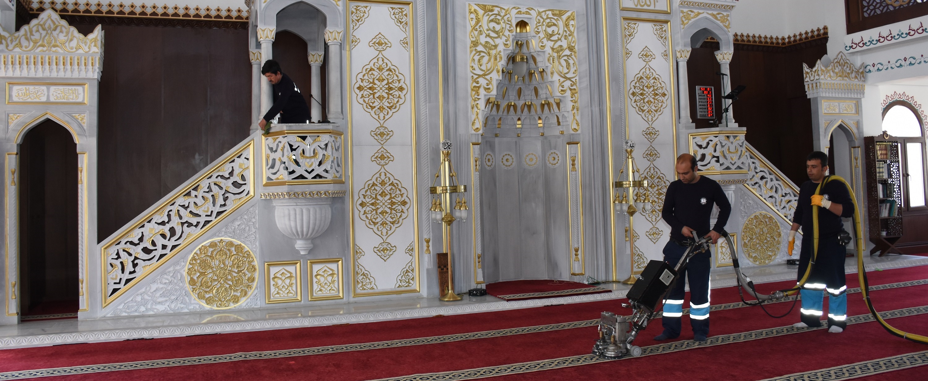 Ramazan Ay ncesi Cami Temizliklerini Srdryoruz