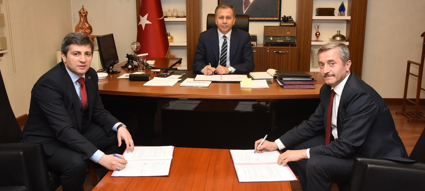 ahinbey 40.000 renci in Daha Protokol mzalad