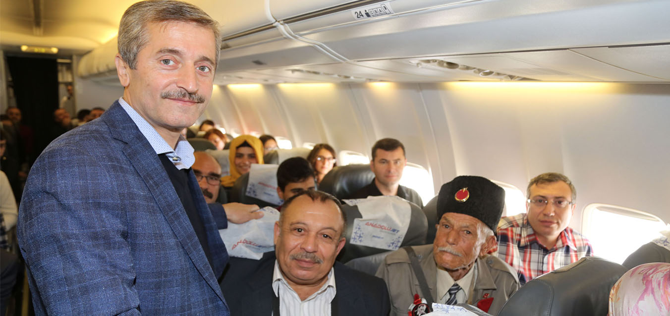 �ehit Ve Gazi Torunlar� Atalar�yla Bulu�tu