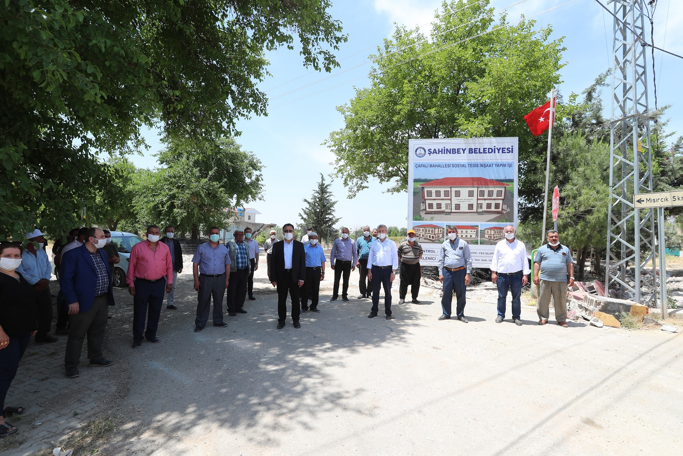 Bakanmzdan apal Mahallesine Mjde 