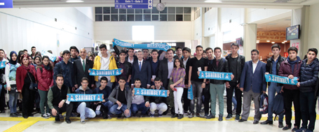 ��renciler Ecdad�yla Bulu�tu