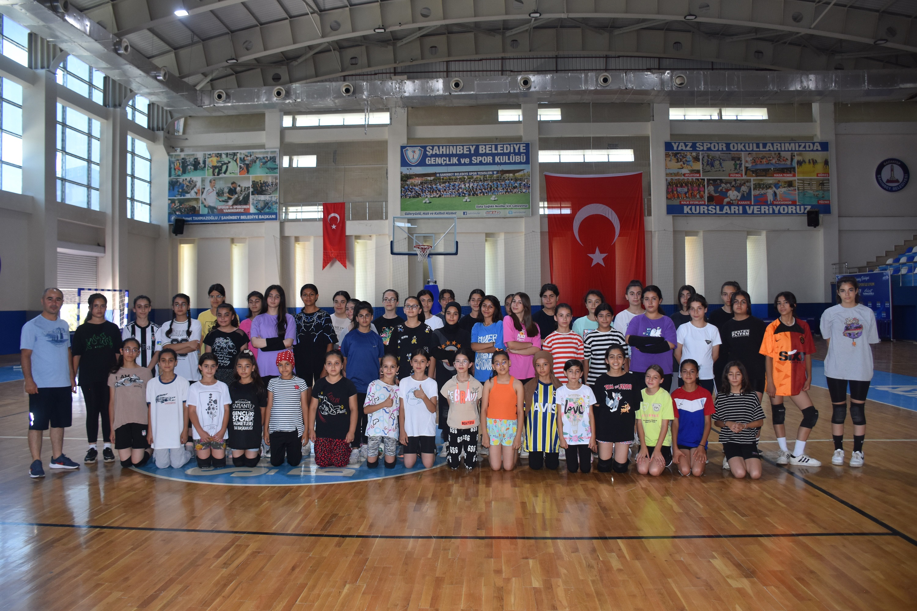 ahinbeyde ocuklar Depremi Spor Yaparak Unutuyor