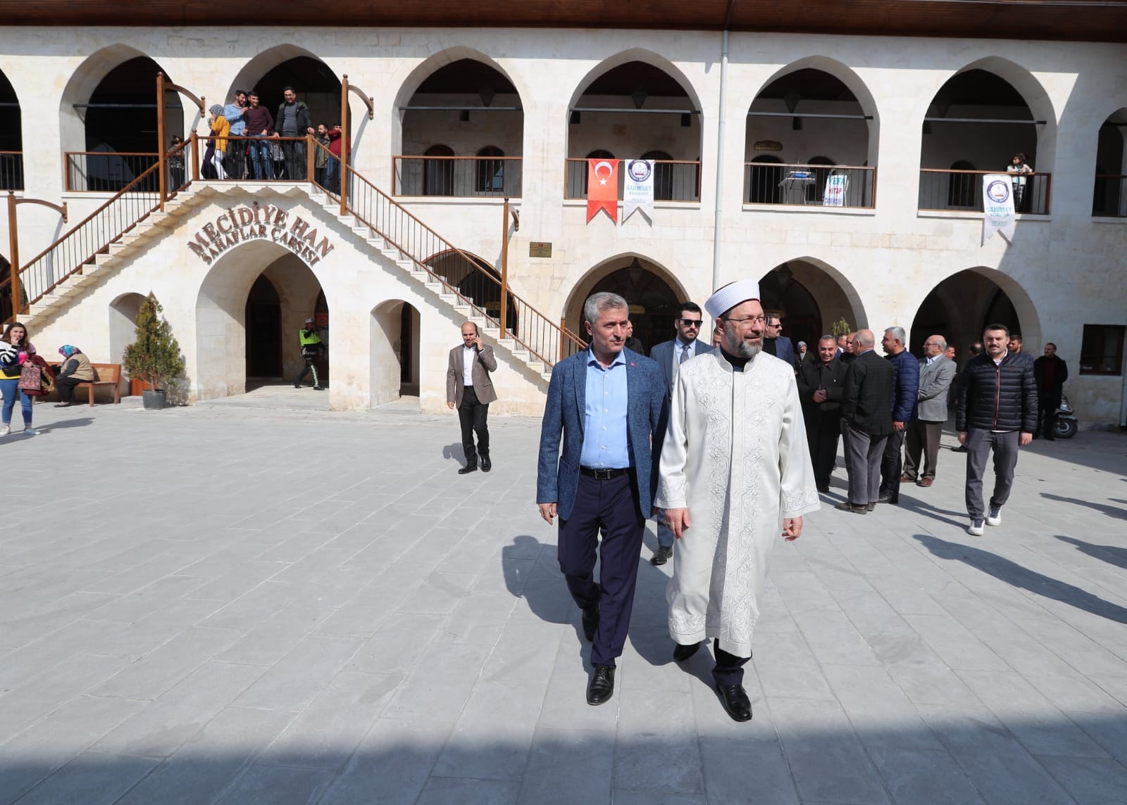 Erba, Mecidiye Han Ziyaret Etti