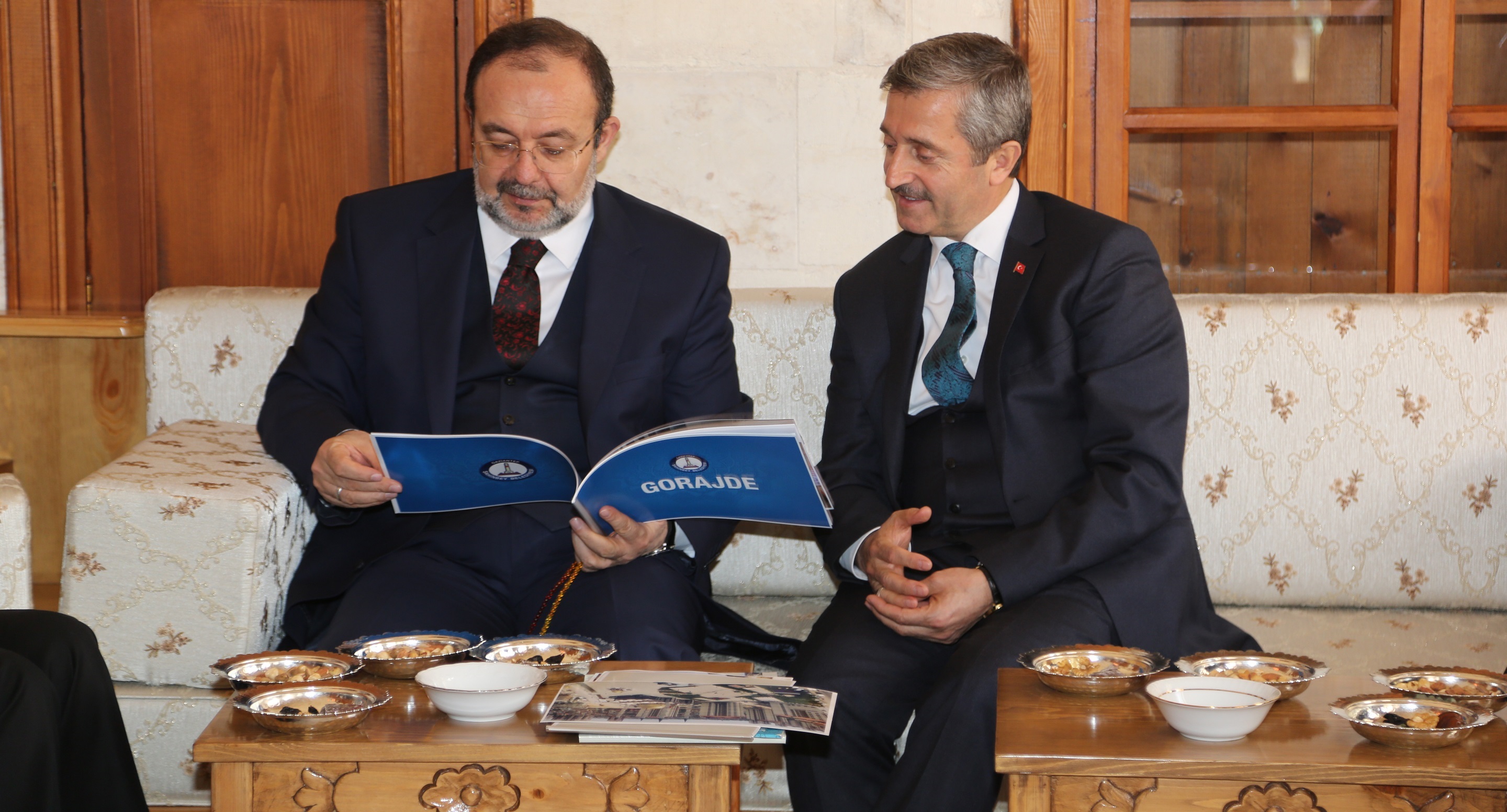 Diyanet leri Bakan Mehmet Grmez h Meydann Gezdi